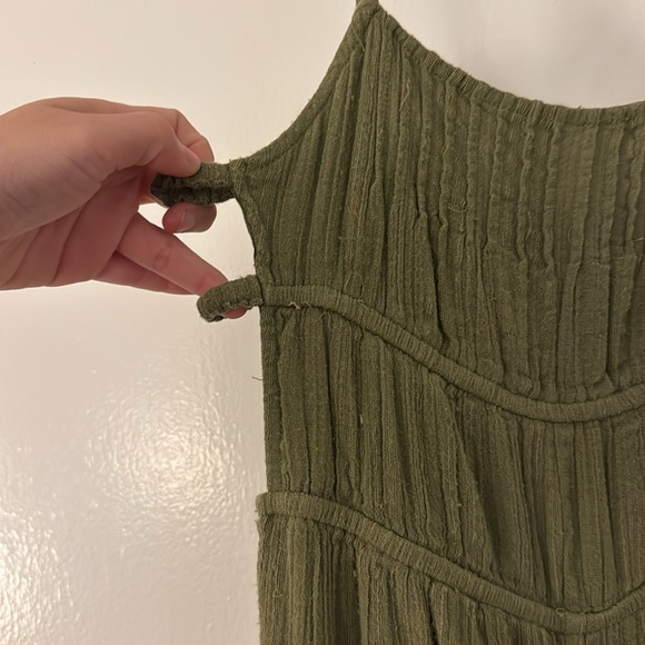 UO jumpsuit with side cutouts and adjustable tie straps SZ XS - Picture 2 of 6